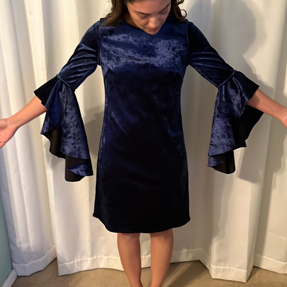 NWT Laundry by Shelli Segal Reversible Dress from Nordstrom! Size 2